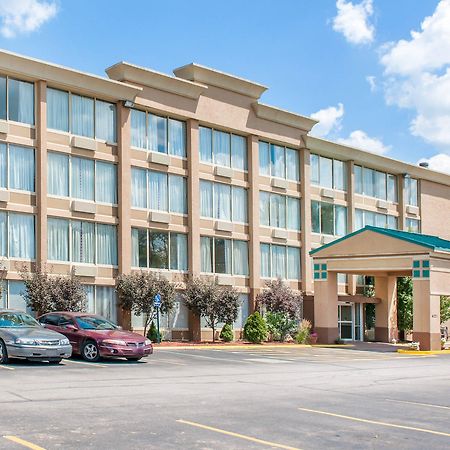 Quality Inn & Suites Lafayette I-65 Buitenkant foto