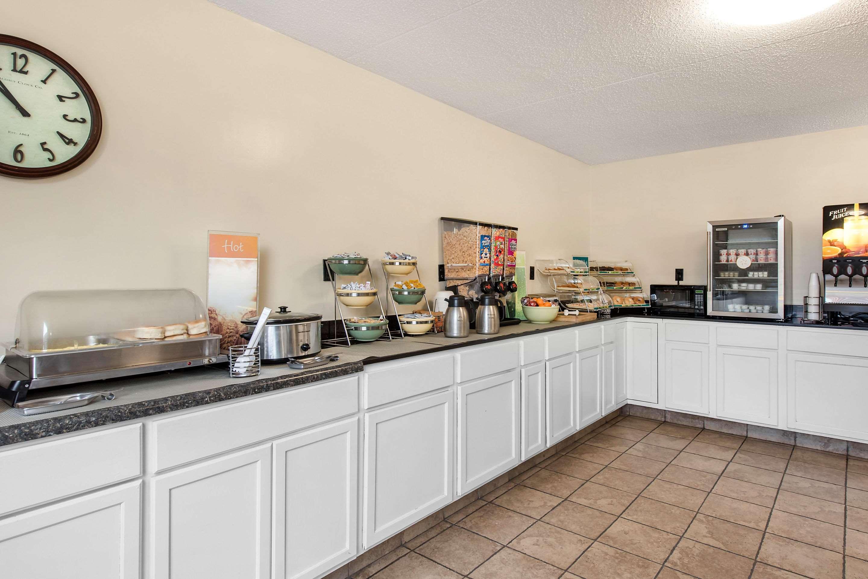 Quality Inn & Suites Lafayette I-65 Buitenkant foto