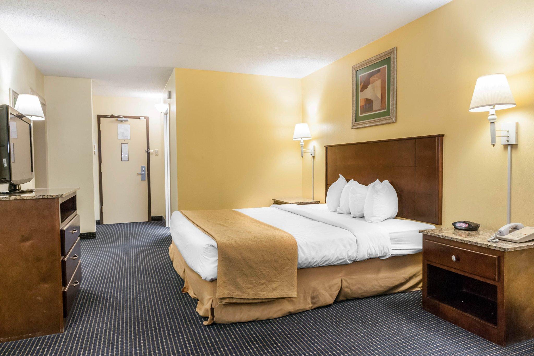 Quality Inn & Suites Lafayette I-65 Buitenkant foto