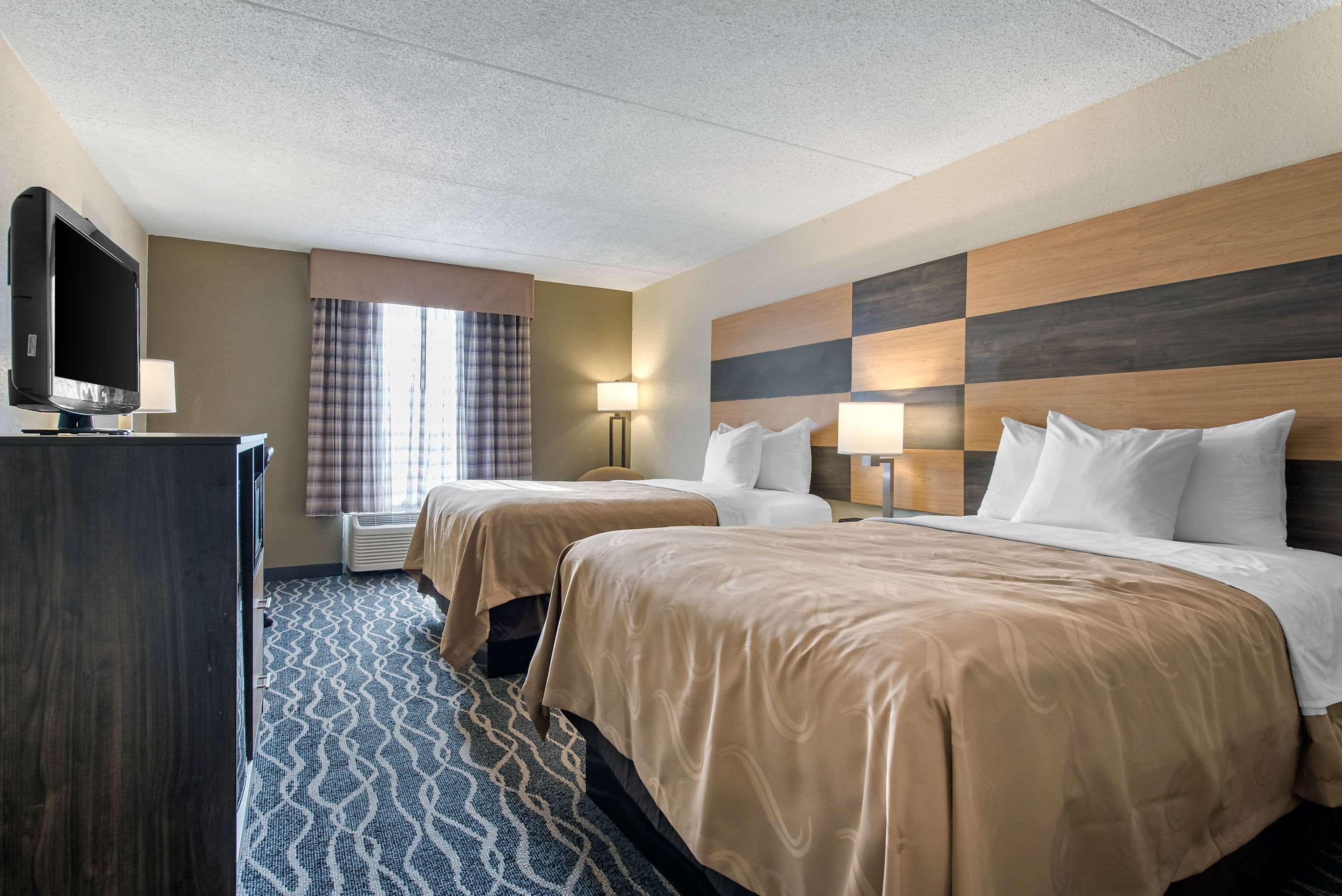 Quality Inn & Suites Lafayette I-65 Buitenkant foto