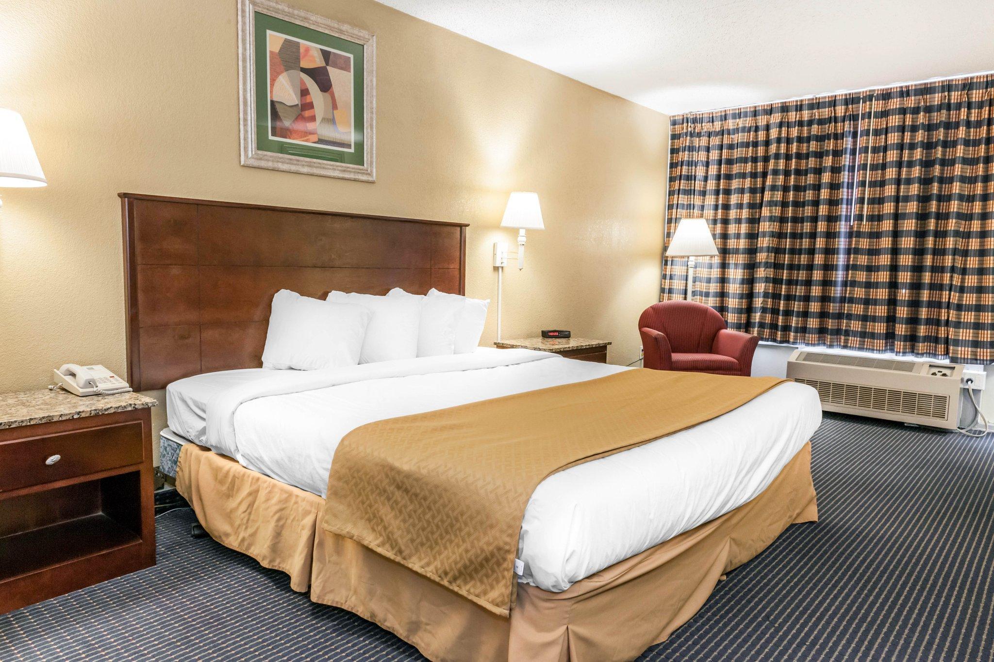 Quality Inn & Suites Lafayette I-65 Buitenkant foto