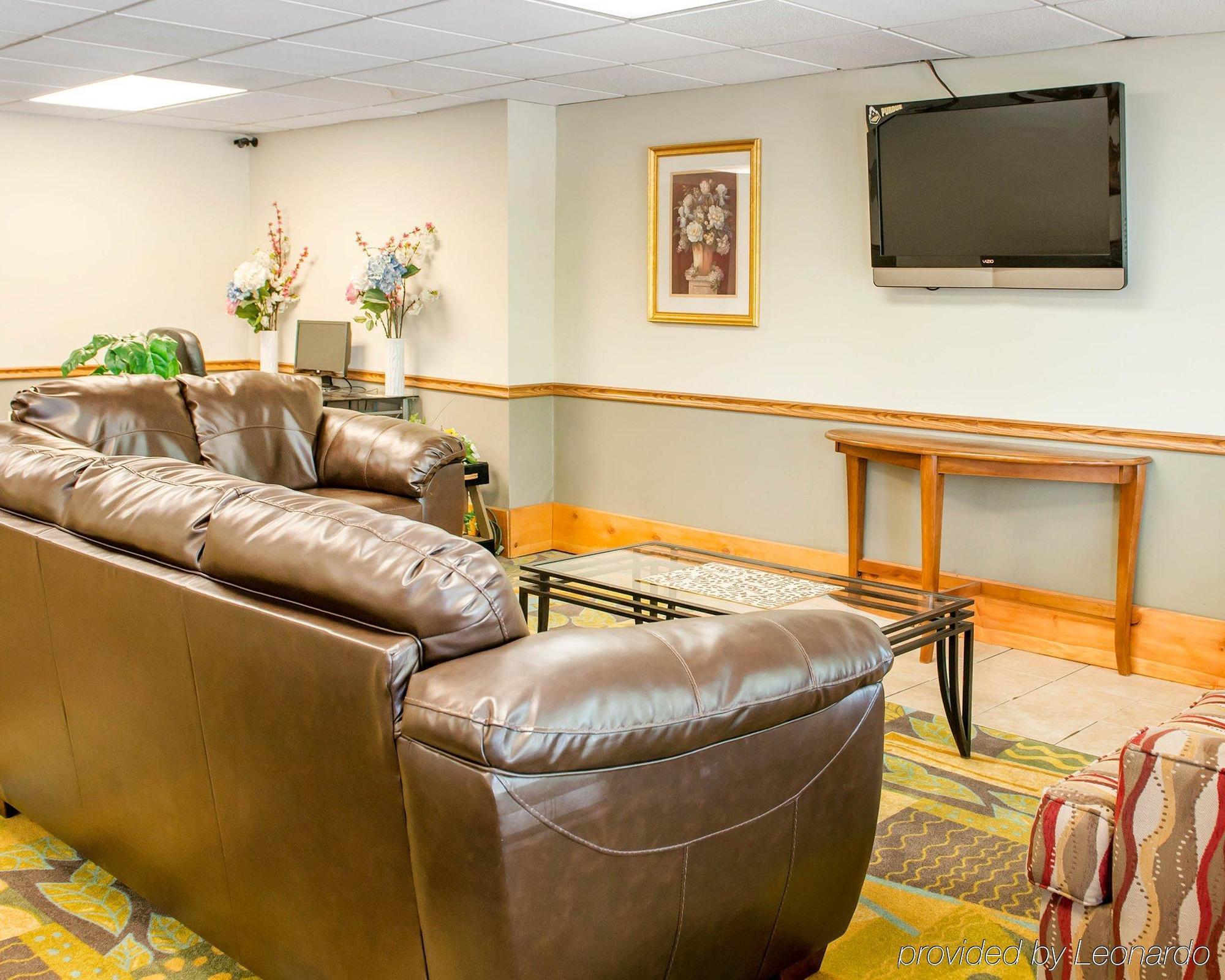 Quality Inn & Suites Lafayette I-65 Buitenkant foto